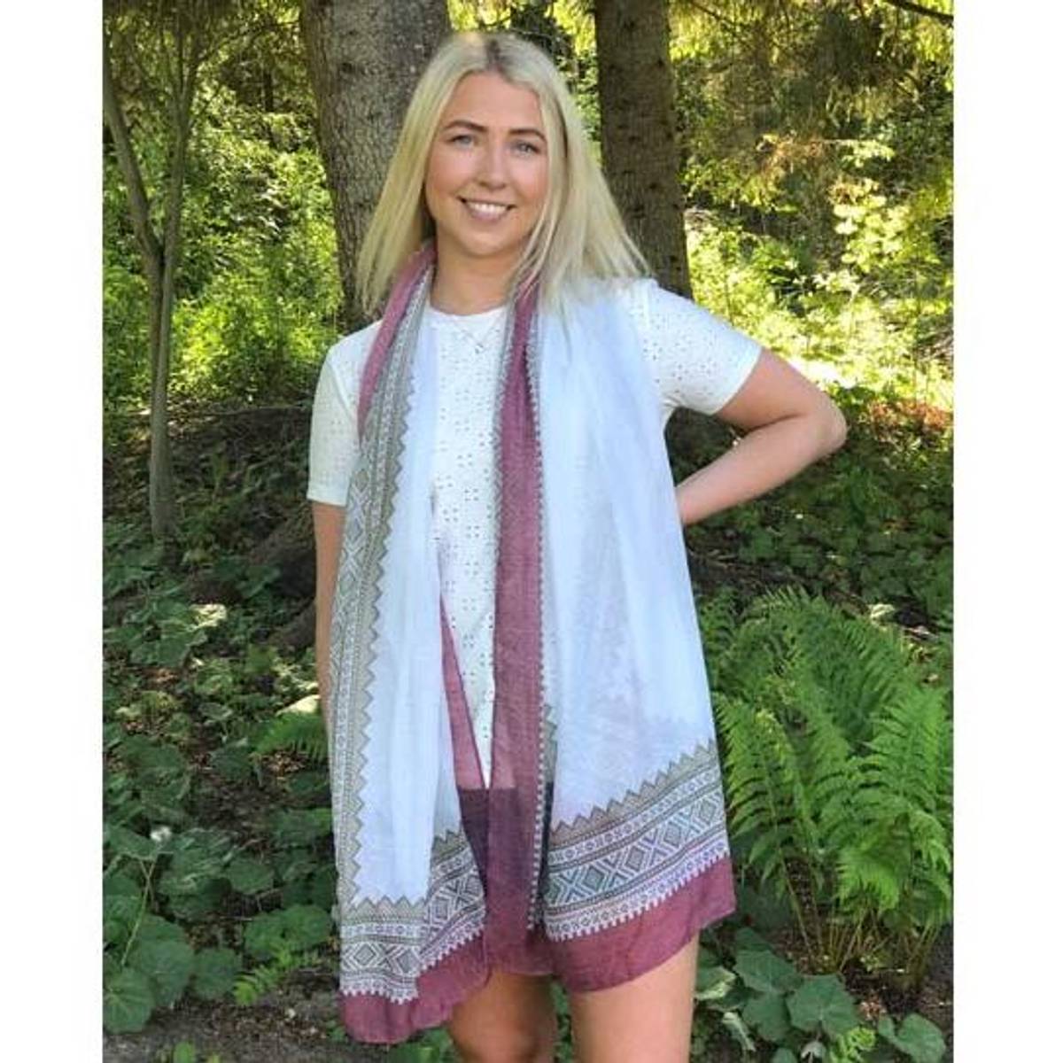 Scarf, MARIUS® pattern, white/green/burgundy