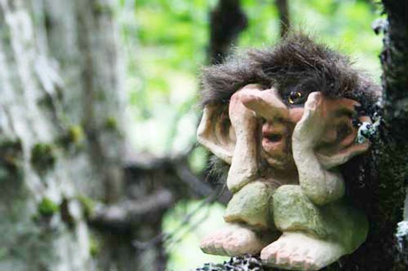 Troll, apprehensive (Troll # 177)
