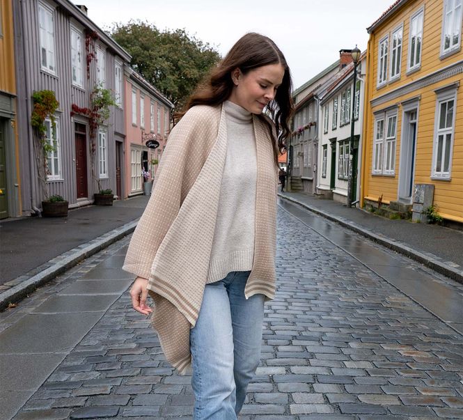 Main Image Poncho, Islender, sand/white